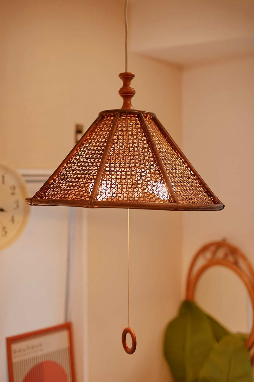 Rattan pendant light