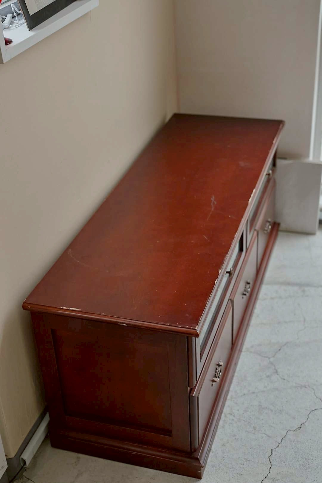 Classic Wood Lowboard