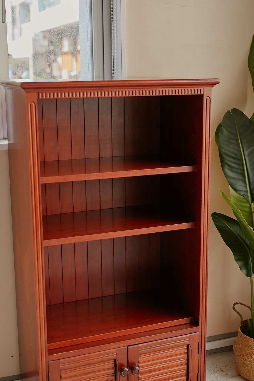 Classic Louver Book Cabinet