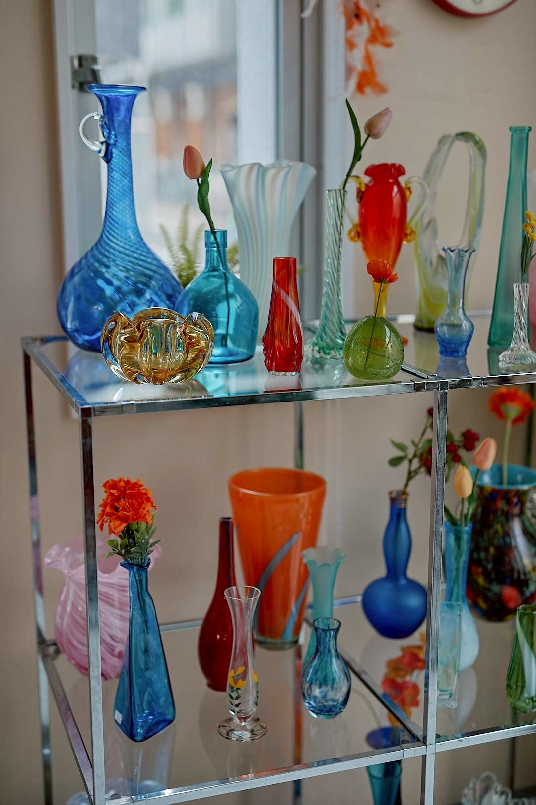 Chrome glass show case
