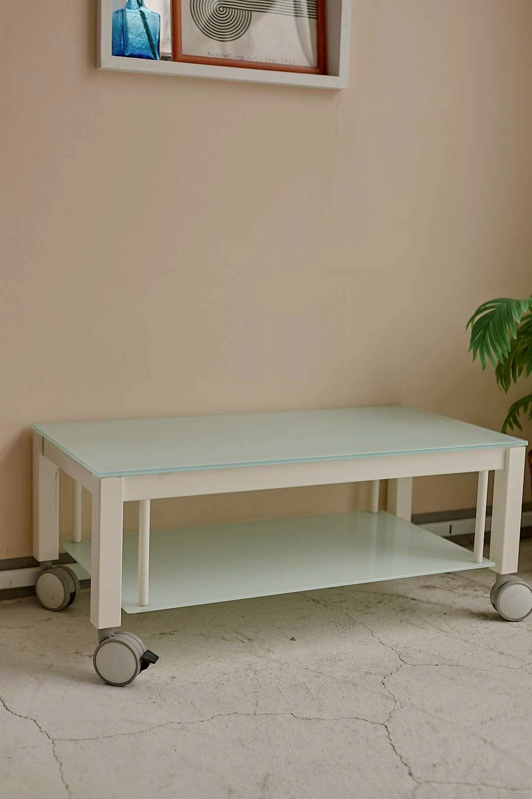 White glass tier lowboard
