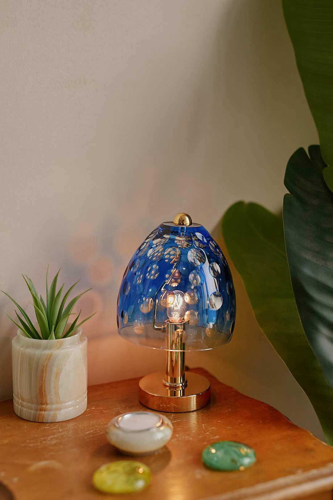 HOYA Crystal Blue Dot Lamp