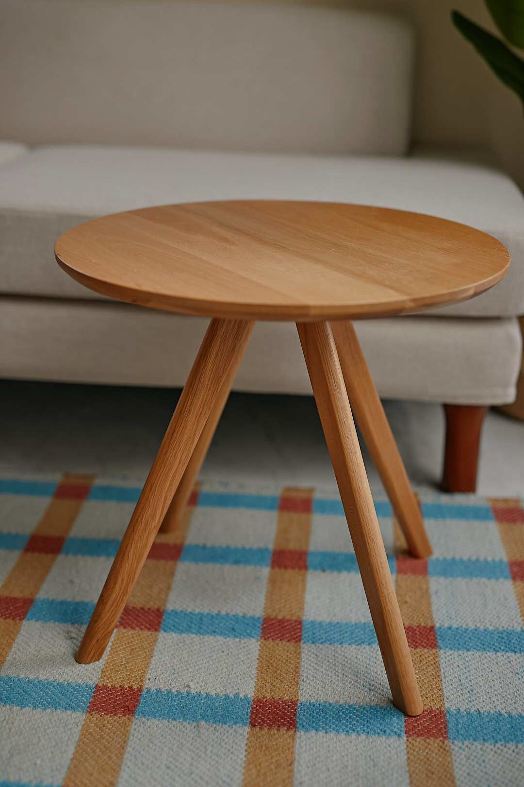 Oak Nesting Table