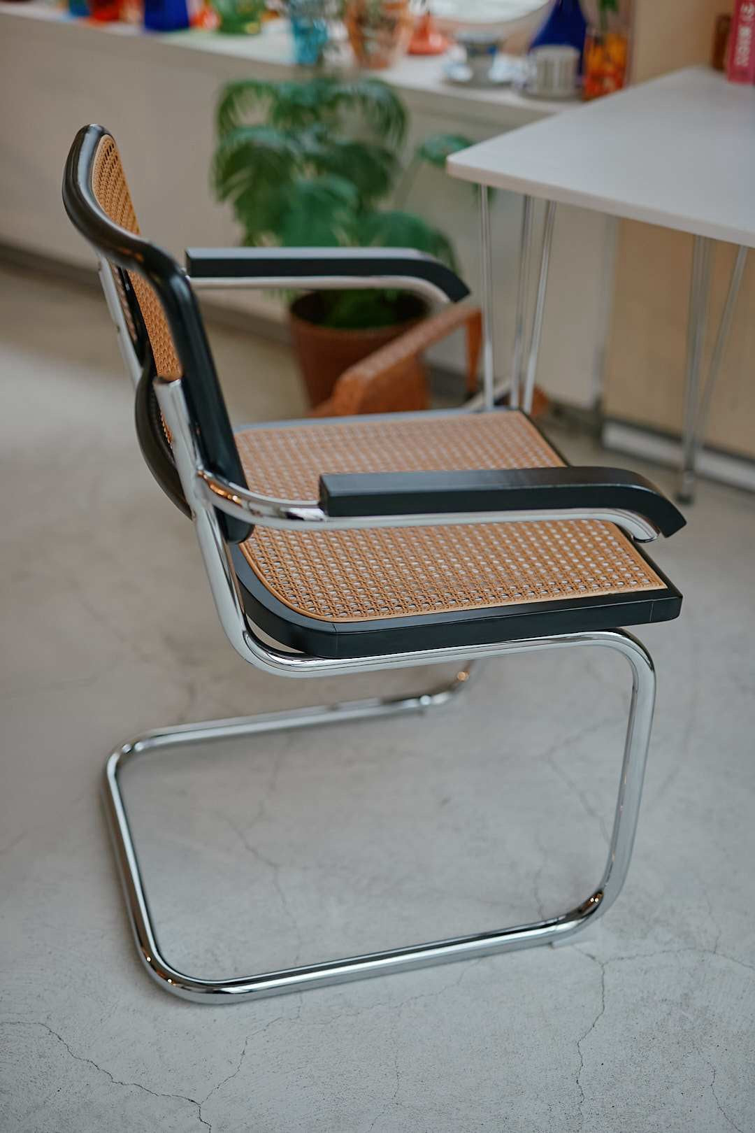 Cesca Cantilever Chair