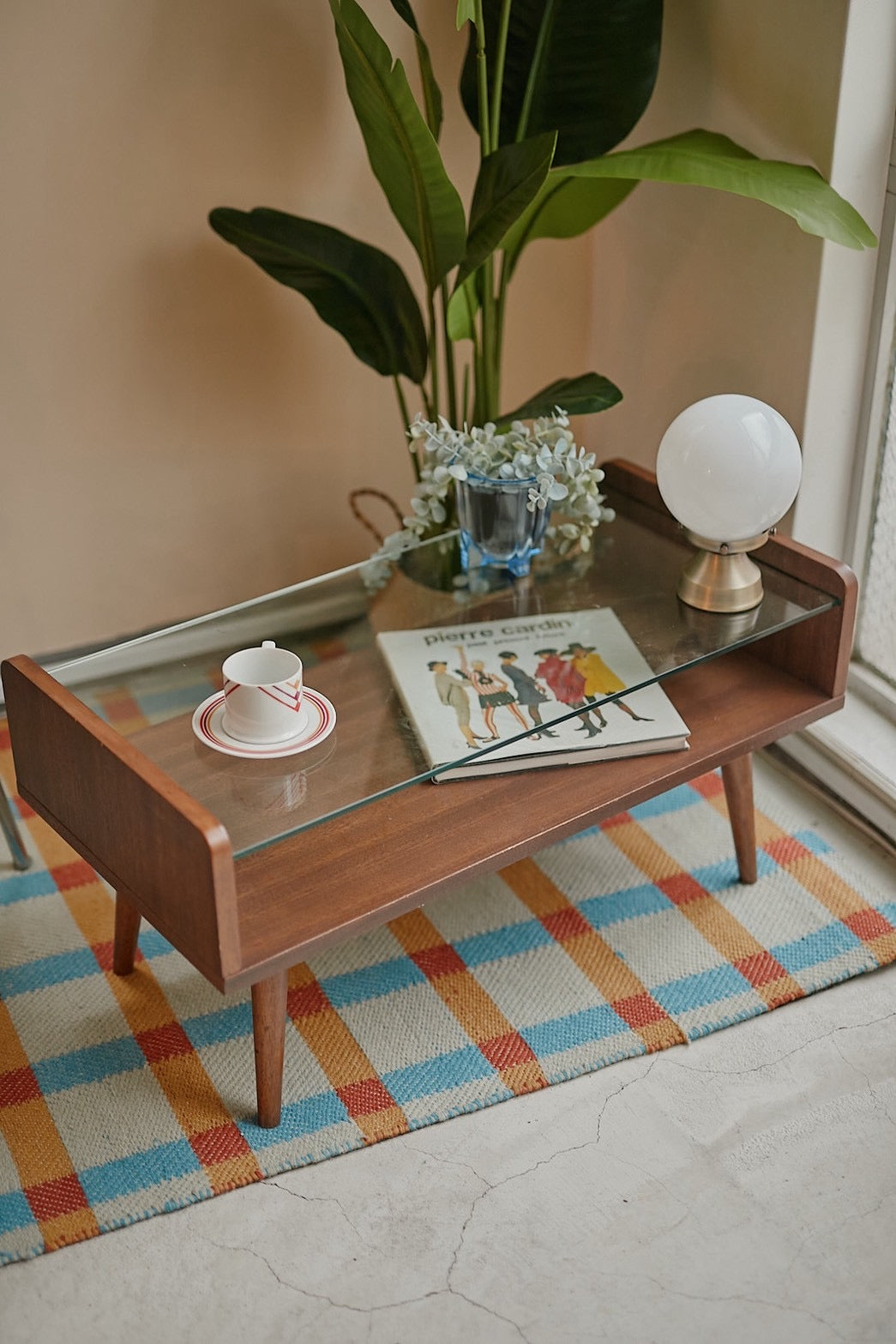 Glass top coffee table