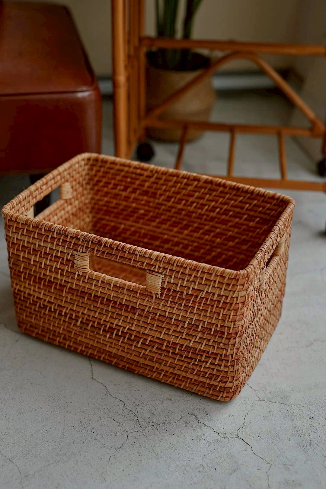 Floating Rattan Wagon