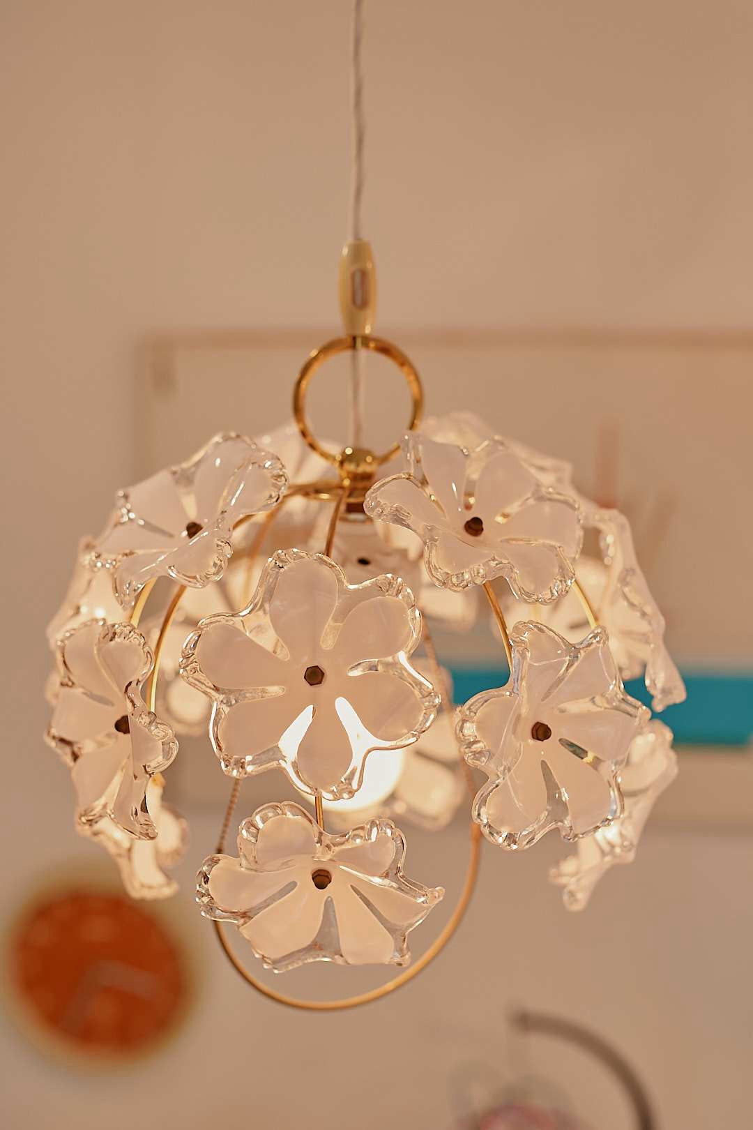 Bloom Flower Pendant Light