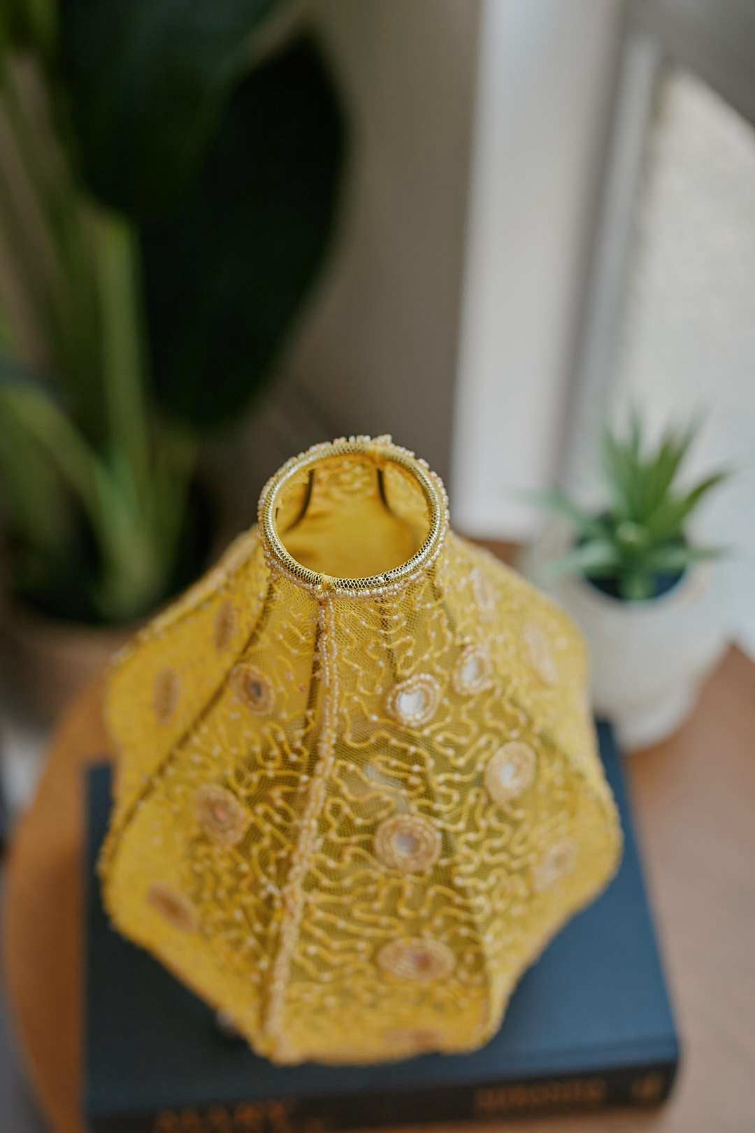 Taj Mahal Bead Lamp (yellow)