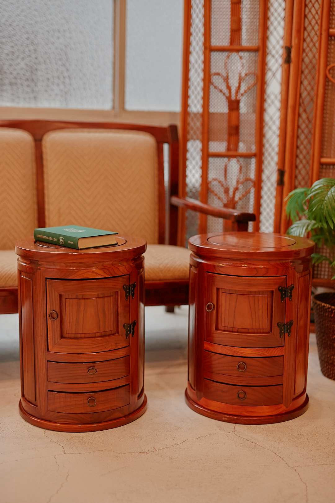 Richo Butterfly Stool
