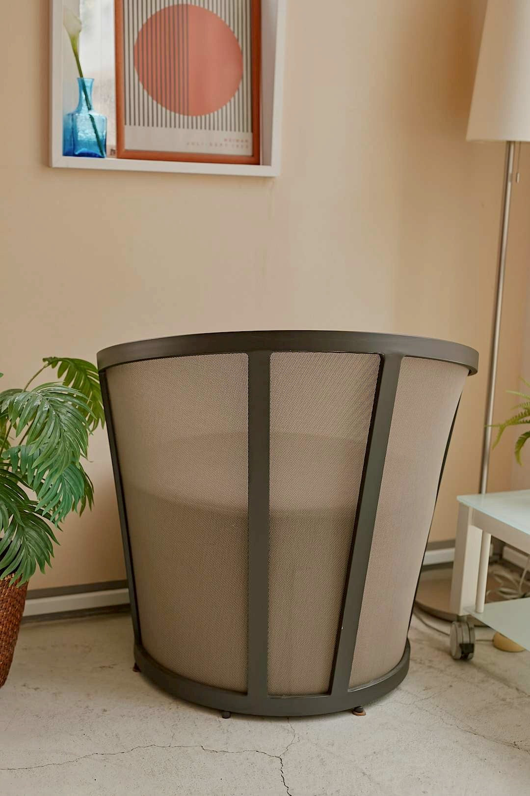 Mesh Lounge Chair