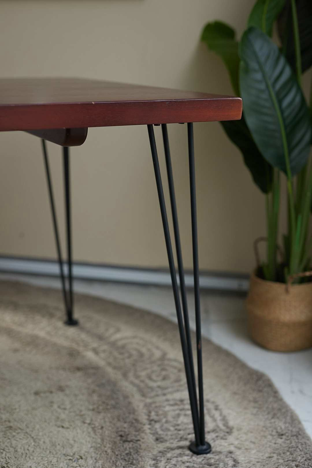 DULUTON Hairpin Leg Dining Table