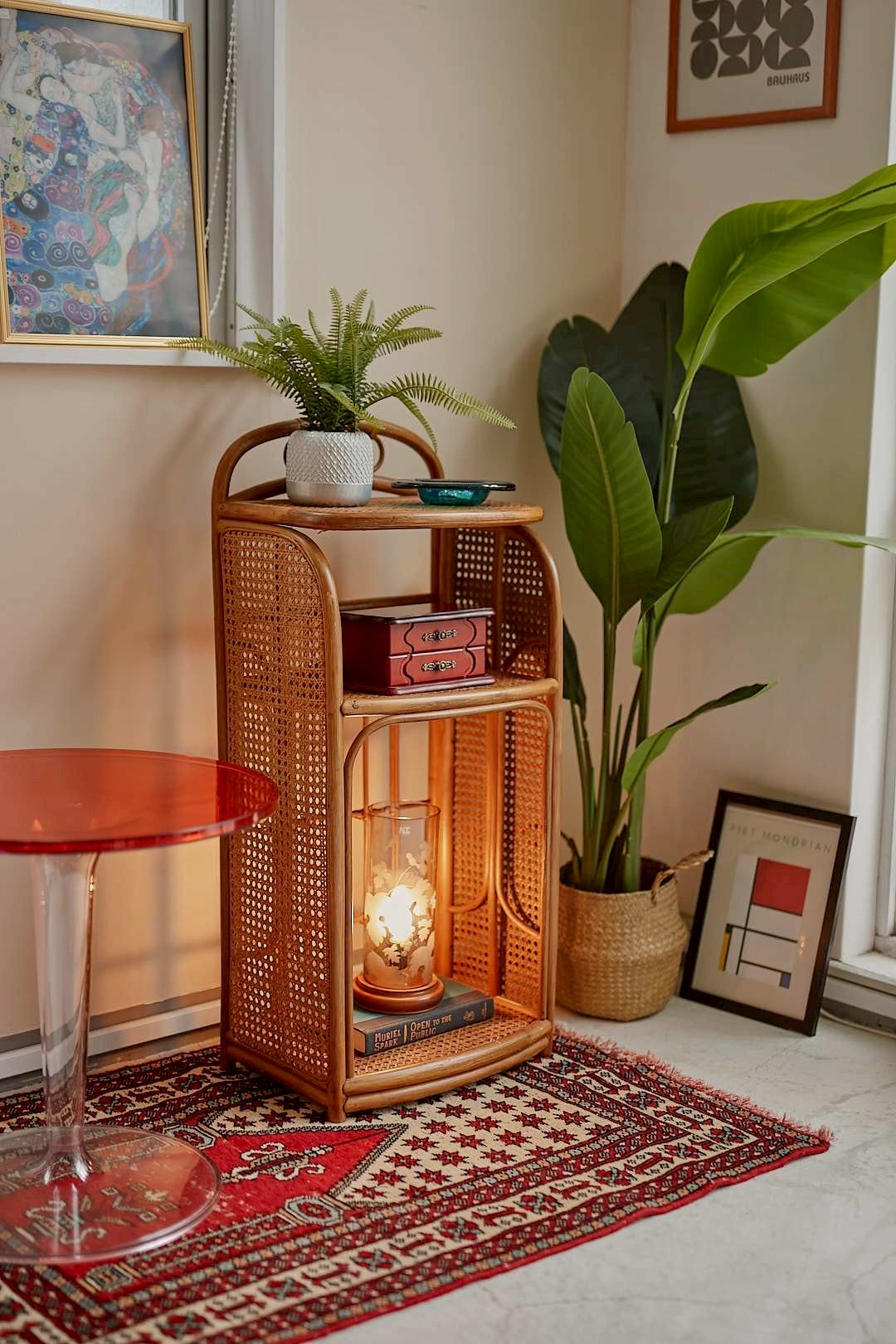 Rattan display shelf