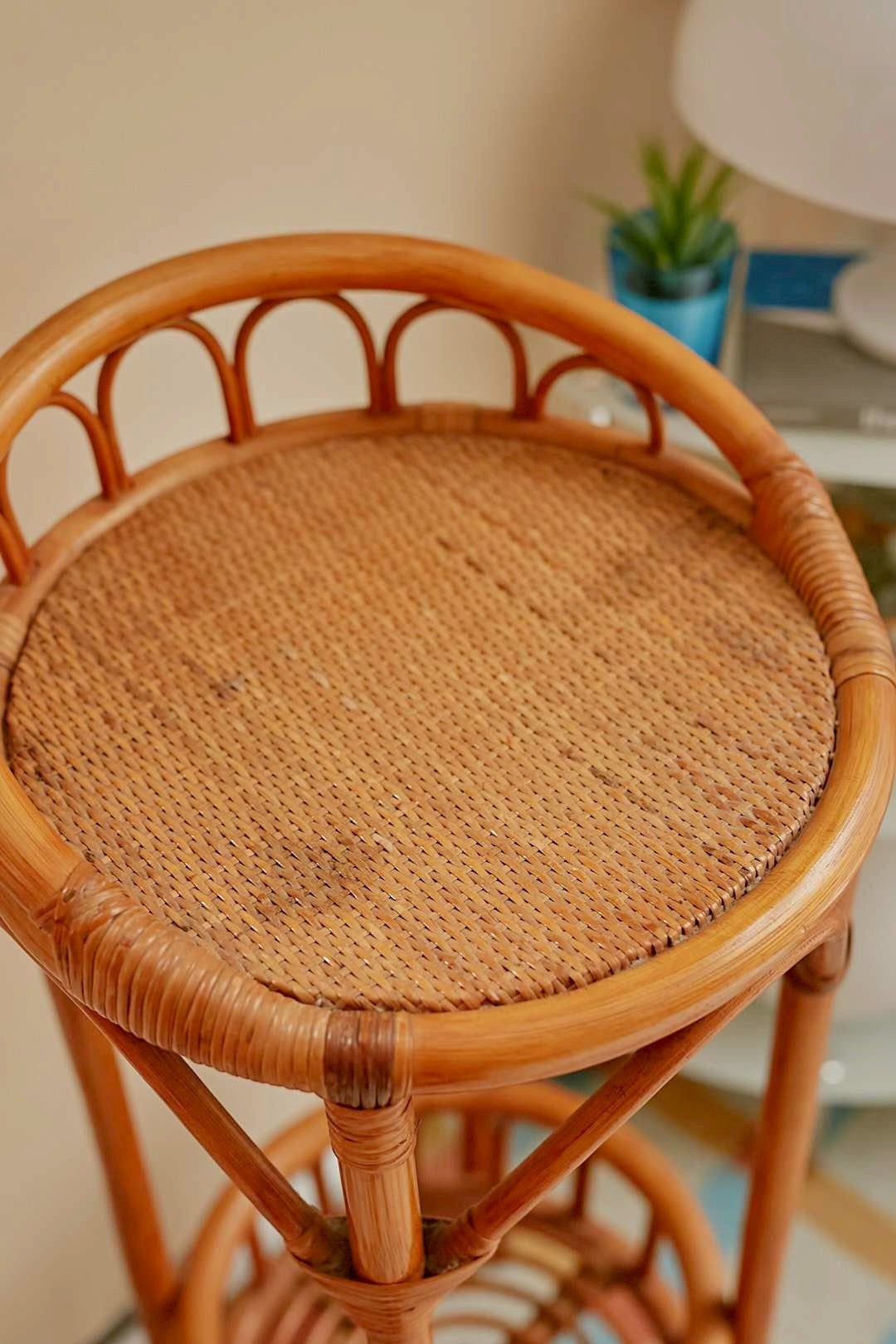Rattan Pedestal Stand