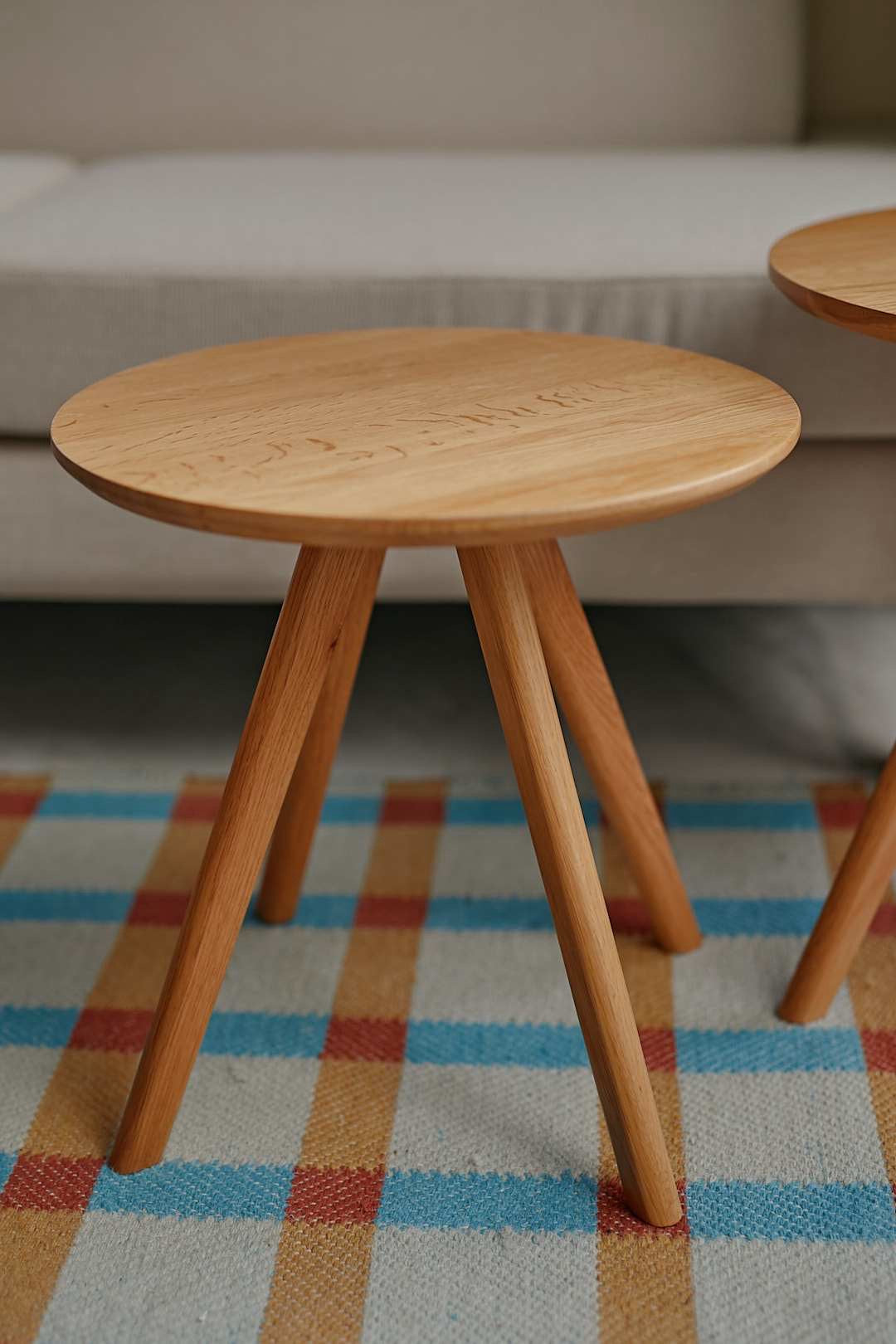 Oak Nesting Table
