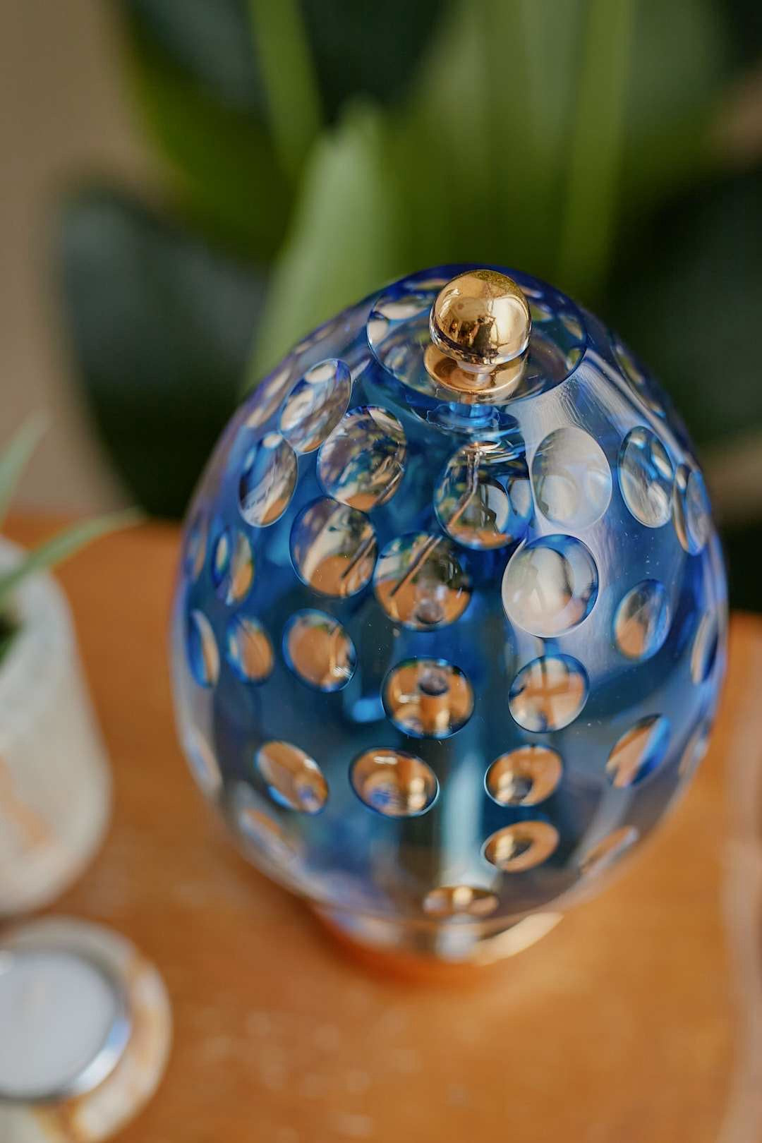HOYA Crystal Blue Dot Lamp