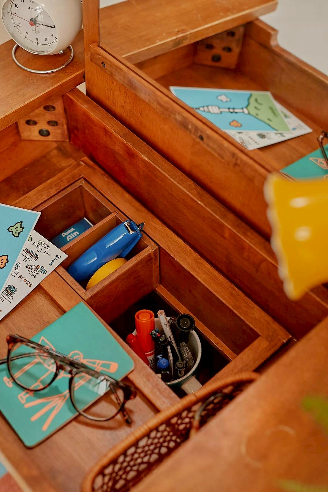 Hidden Vanity Desk