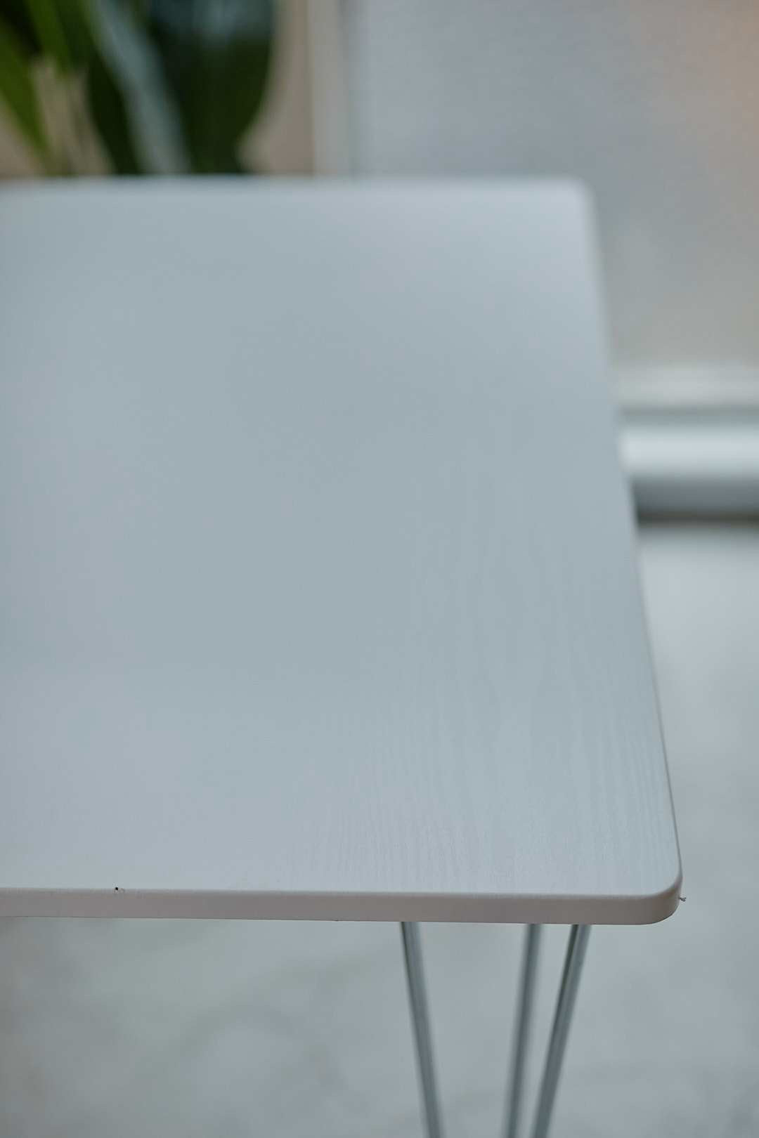 Slim Leg Work Table