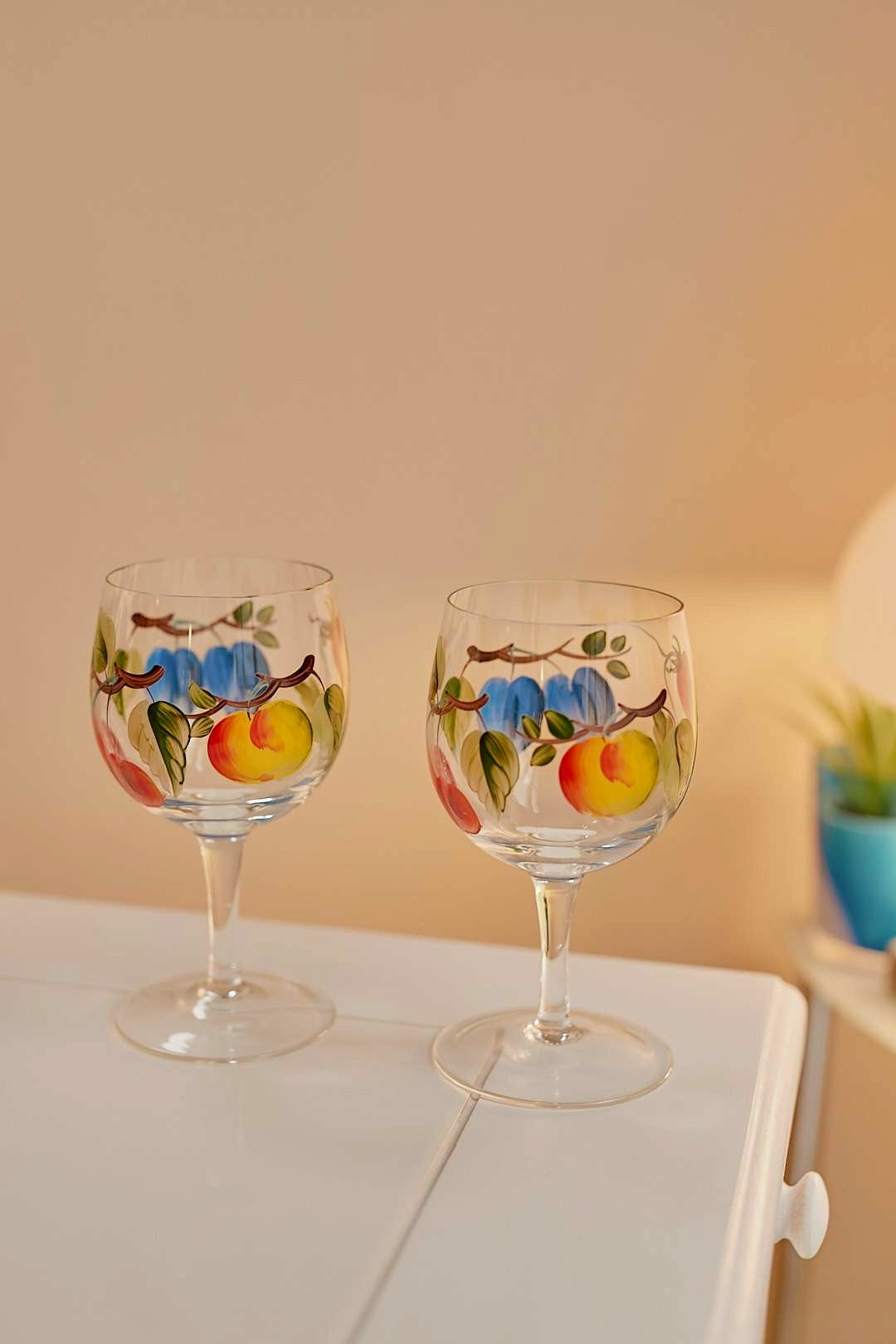 Fruit Garden Wine Glass