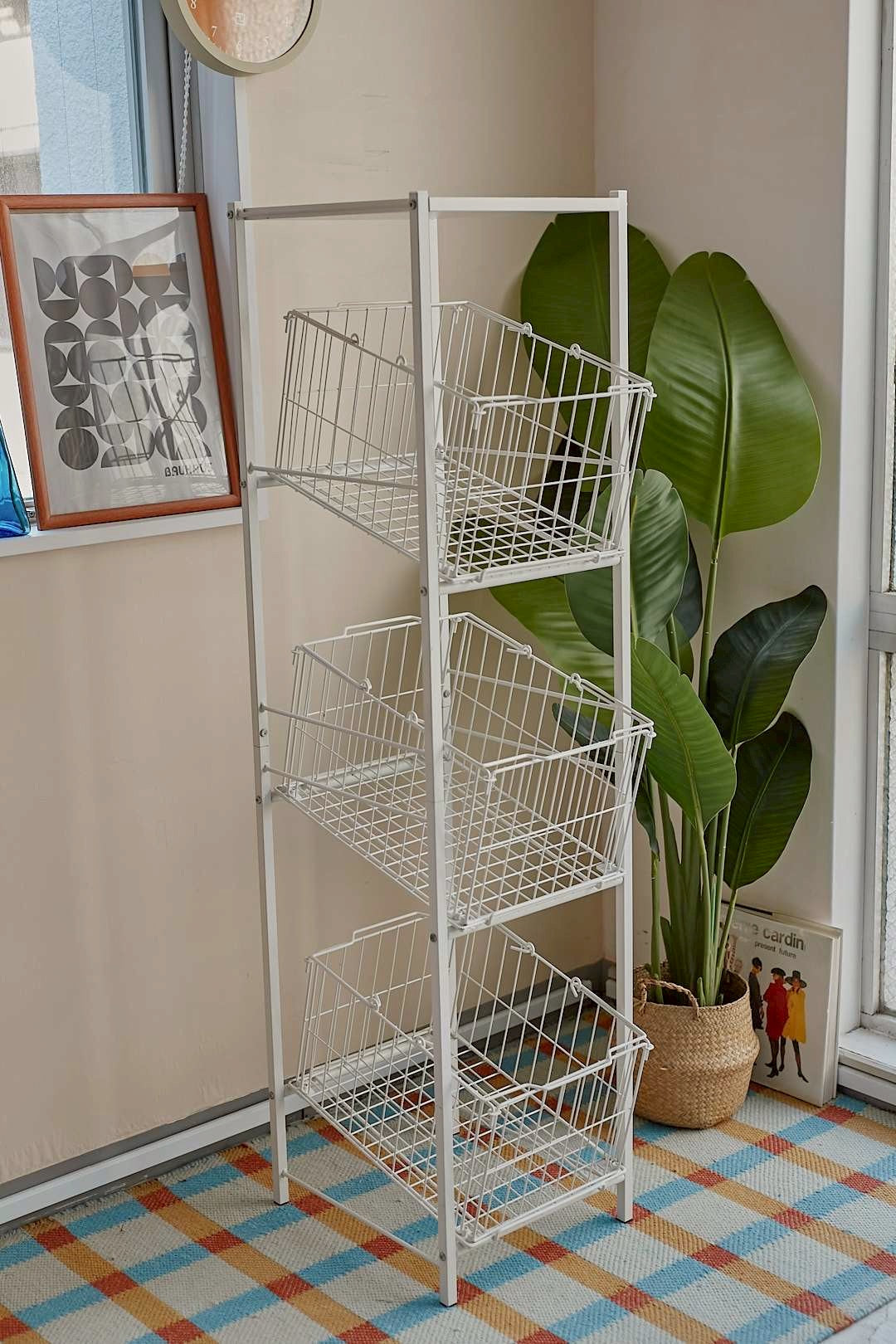 Wire Basket Tower