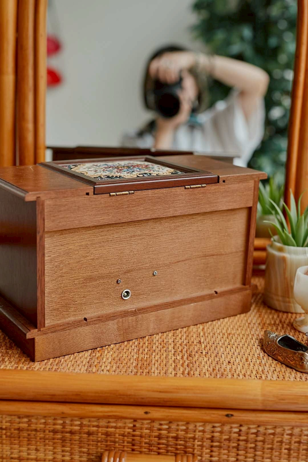 Rose Tapestry Jewel Chest