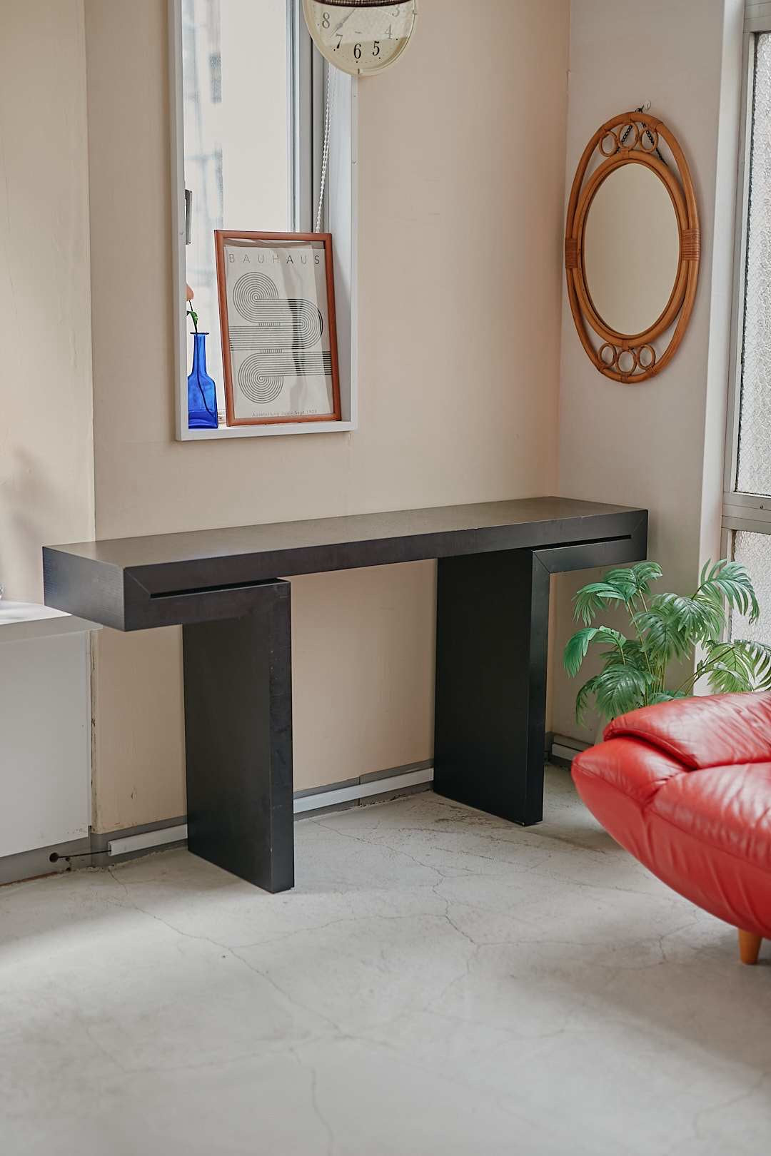 Black Monolith Console