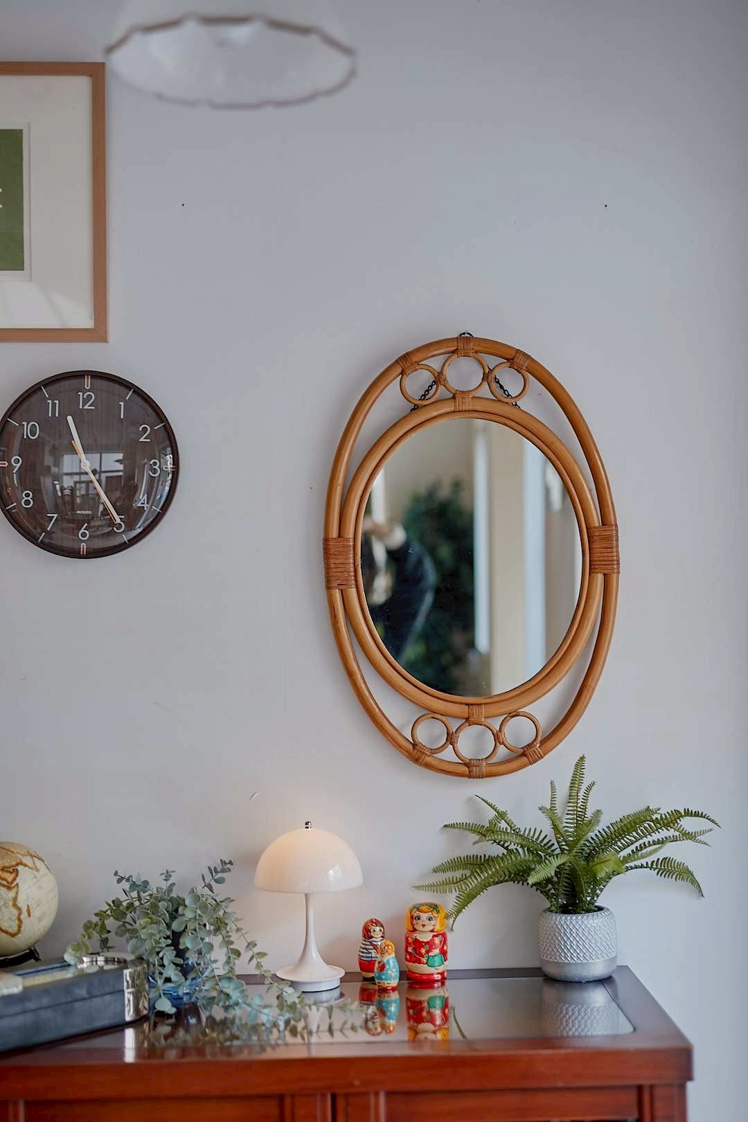 Rattan oval mirror