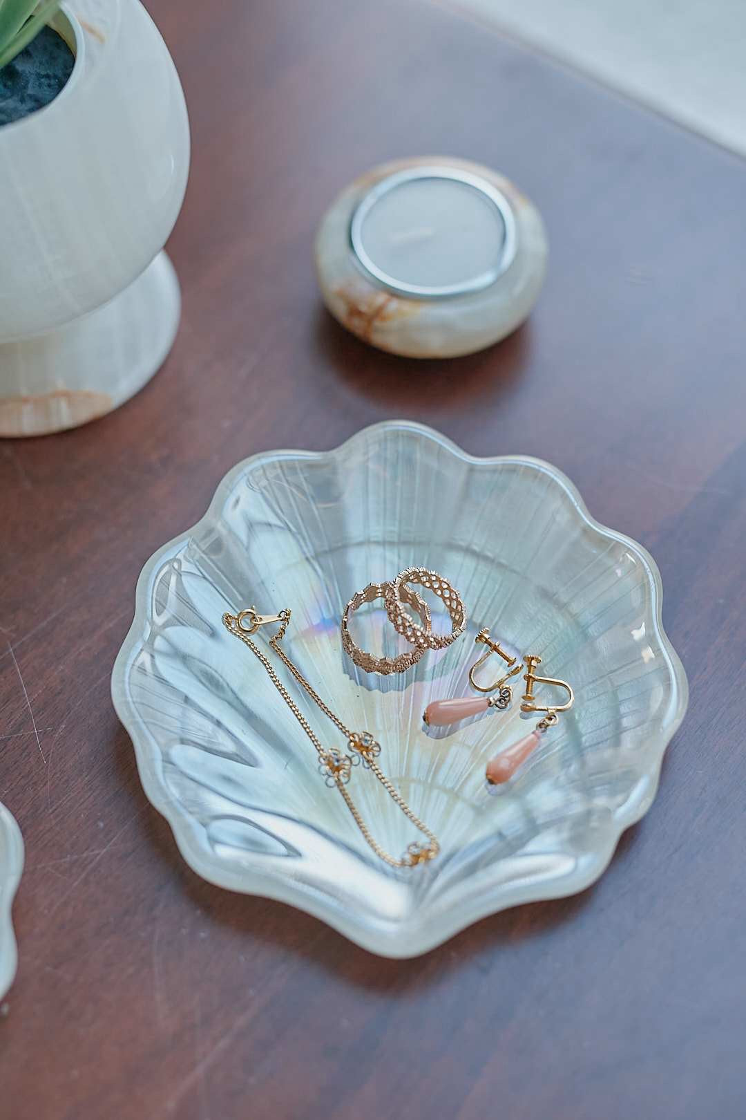 Aurora Shell Glass Tray