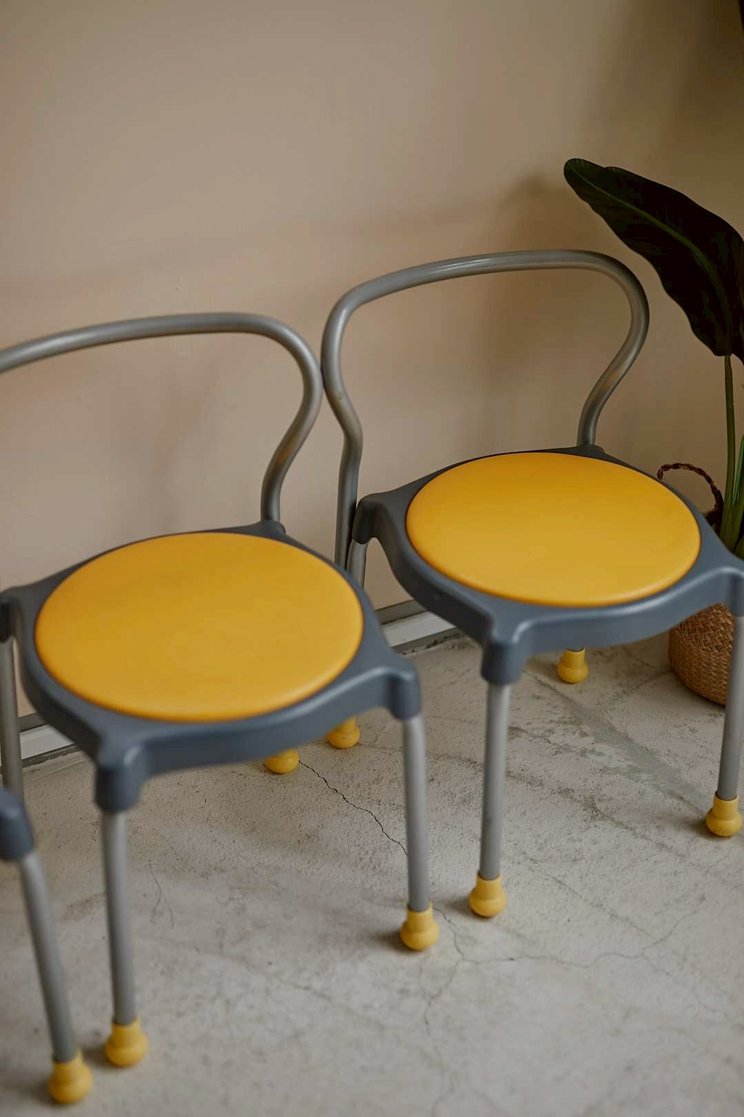 Stack Pop Stool