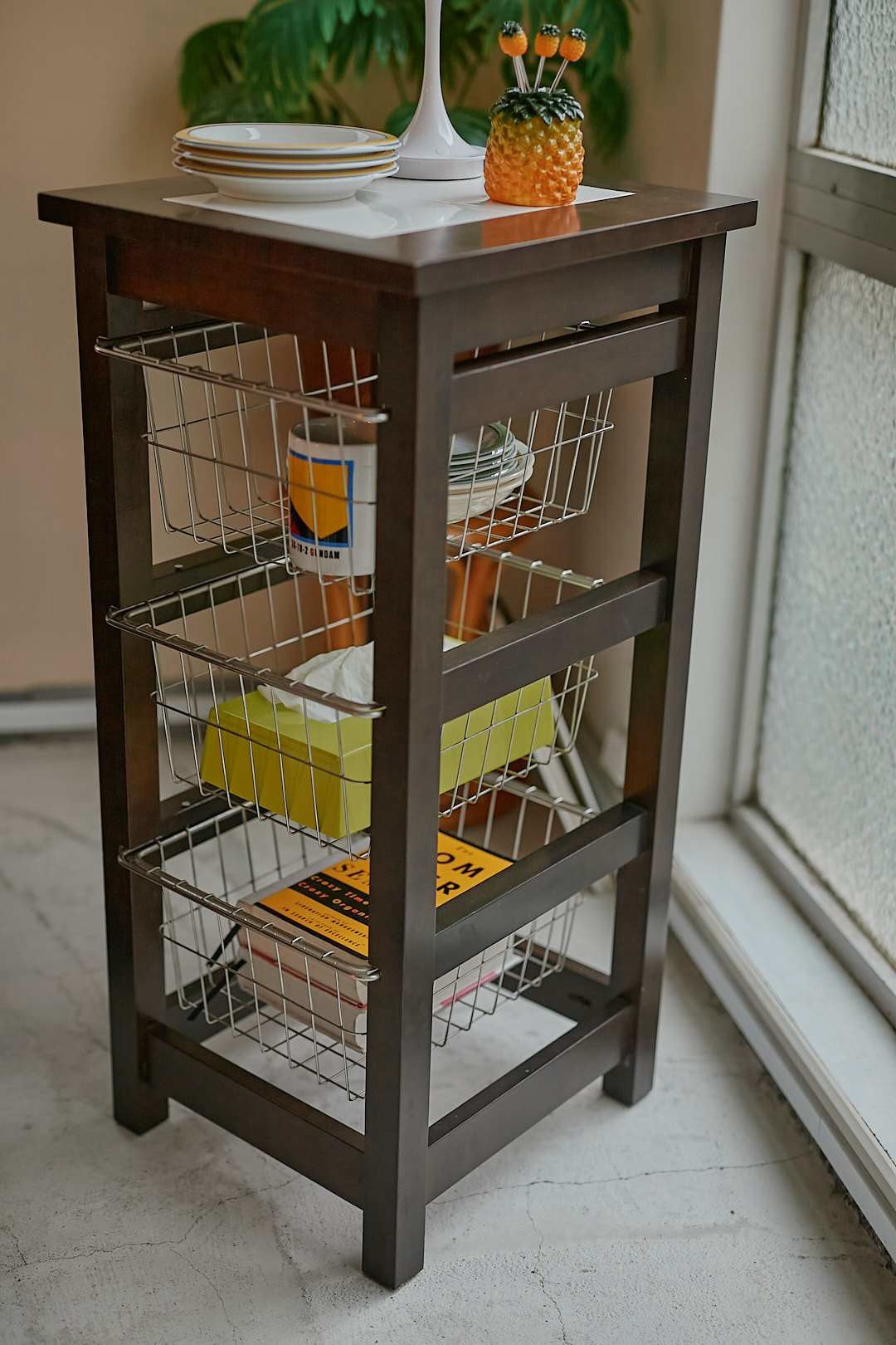 Wire Basket Tile Top Wagon